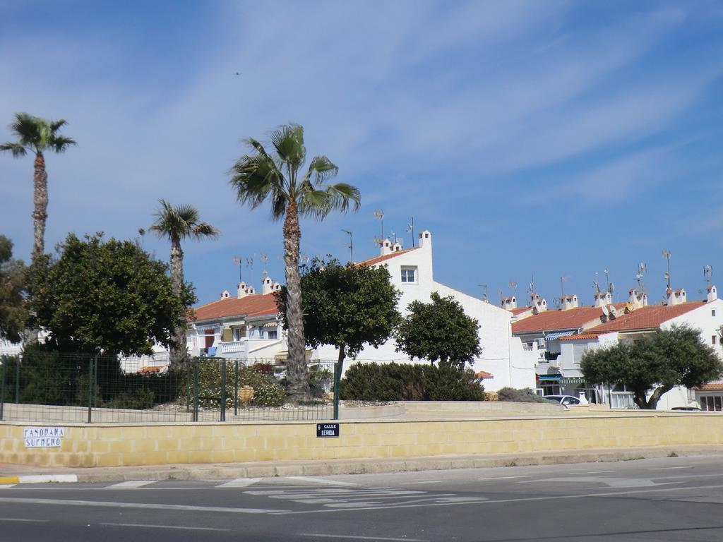 Casa En La Costa Villa Torrevieja Exterior photo